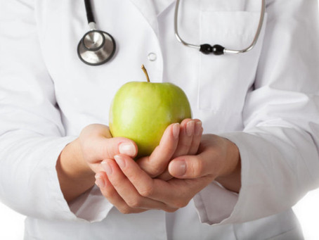 Un măr pe zi ține doctorul departe