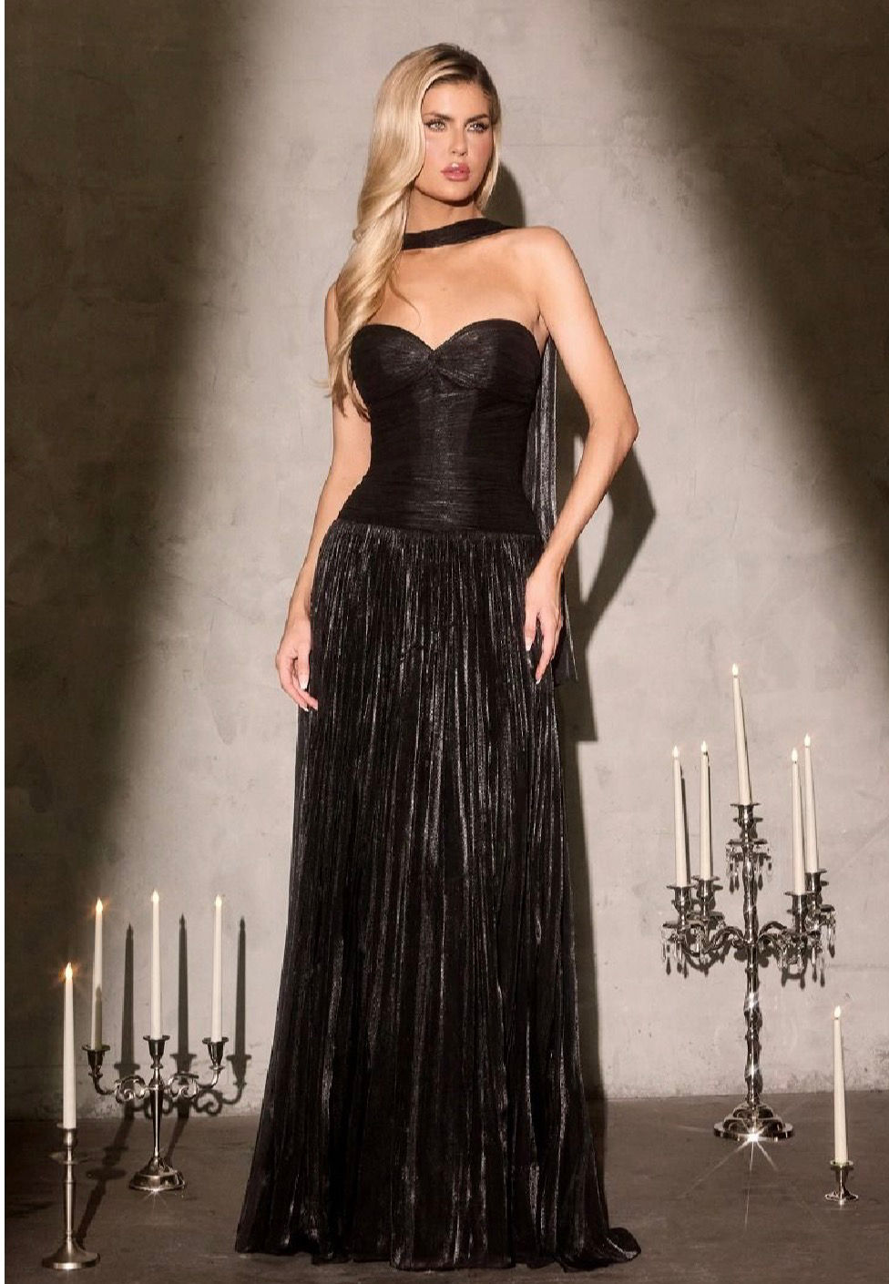 Thumbnail: CD 414  A-line Strapless sweetheart neckline with optional scarf accessory
