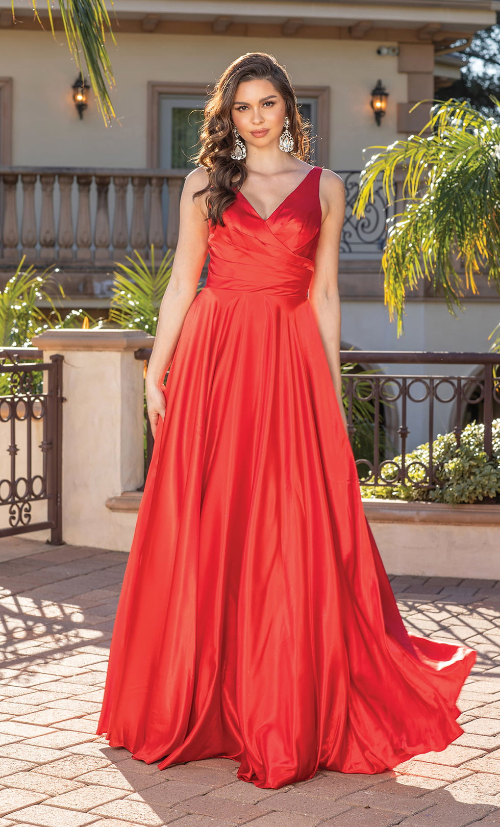 Miniatura: Vestido largo de raso