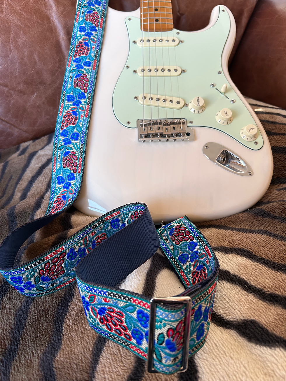 Thumbnail: Mantra Guitar Strap