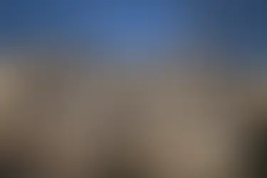 U.S. Launches Major Strikes on Islamic State Targets in Syria