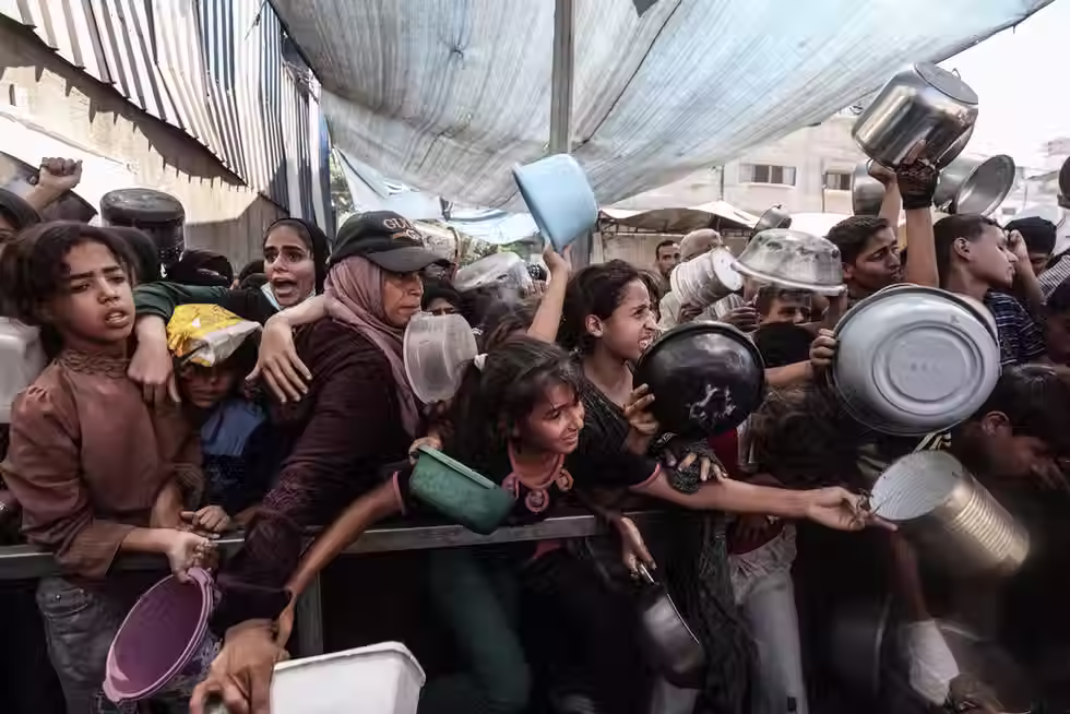 Anti-Islamic biker gang members hired to run security at controversial Gaza aid sites