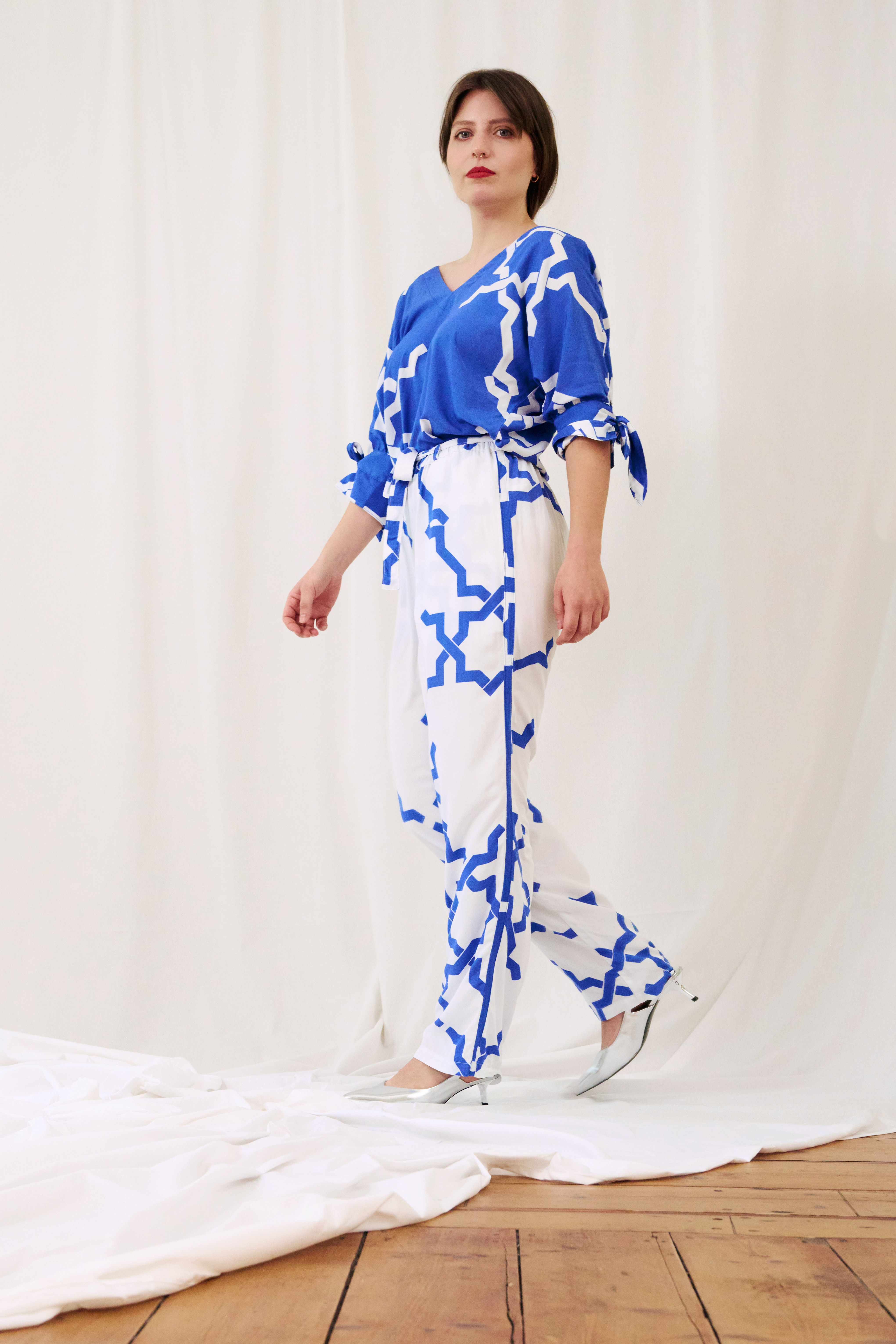 Top Alice, Blau-Weiß