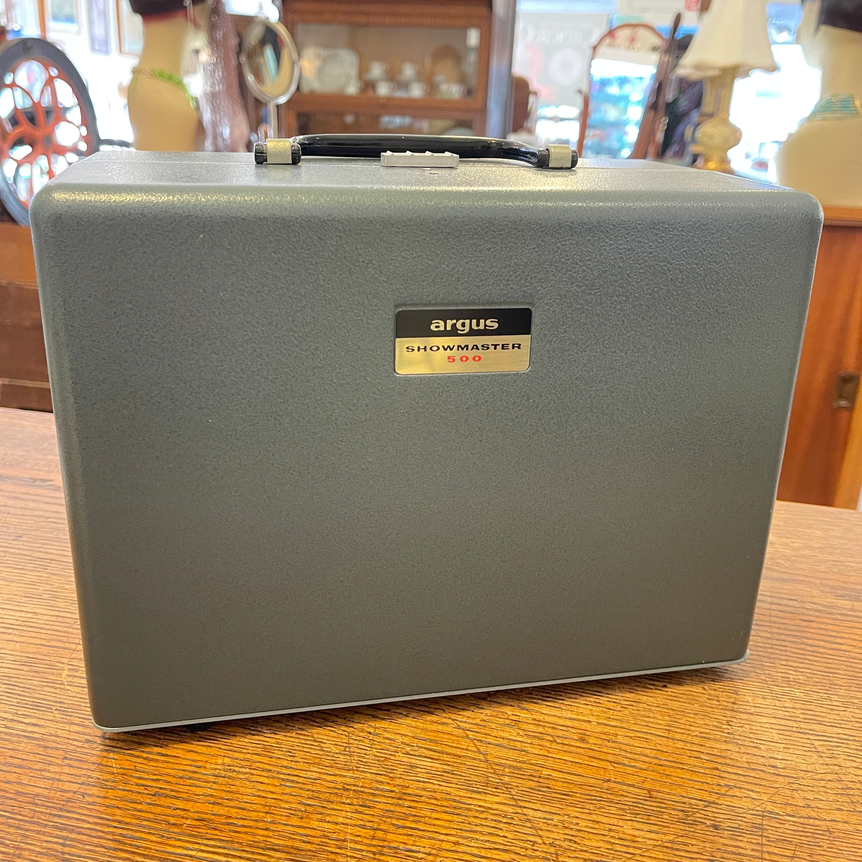 Argus Showmaster 500 - 8mm Movie Film Projector