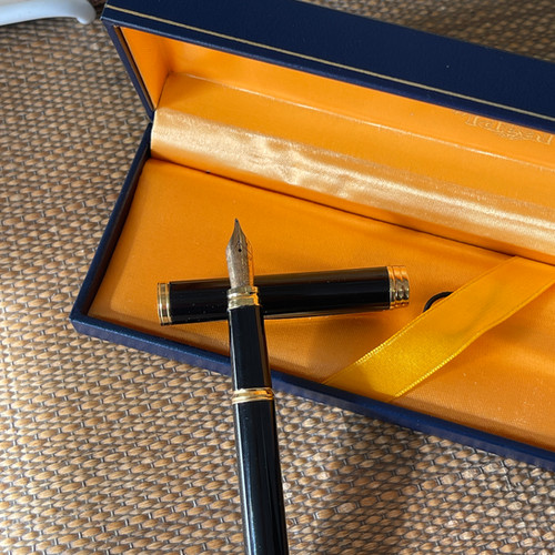 1990s Waterman “Ideal” Fountain Pen – 18k Gold Nib – Original Box