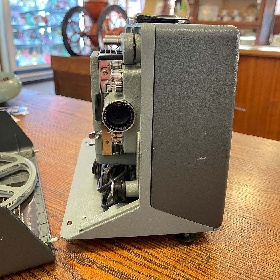 Thumbnail: Argus Showmaster 500 - 8mm Movie Film Projector