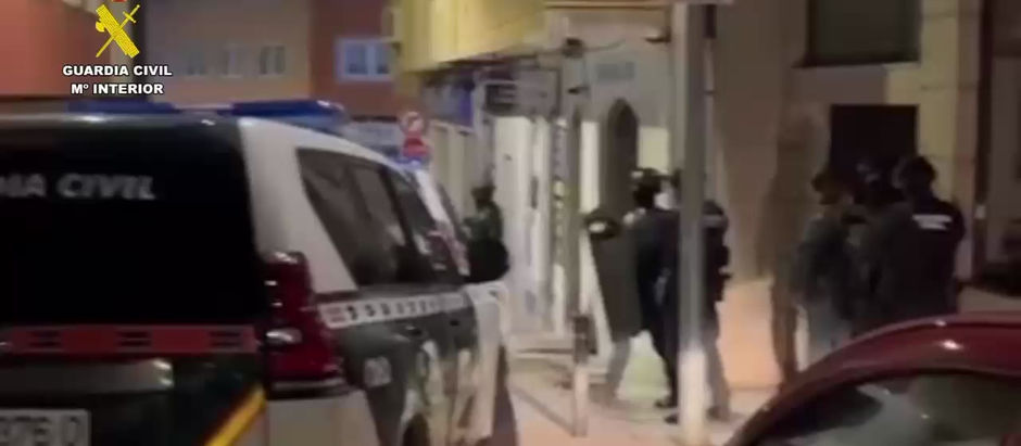 O detido en relación á morte por arma de fogo dun veciño de Mesía está relacionado co tráfico de armas investigado en Ordes pola Garda Civil