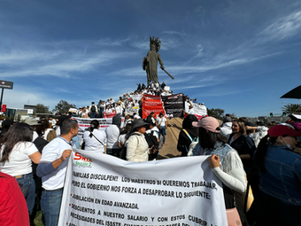 Más de 5 mil maestros se manifiestan contra la Iniciativa de Ley ISSSTE 2025