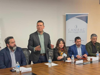 Advierte Canirac riesgos si no se ajusta reducción de jornada laboral