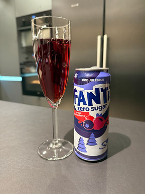 Fanta Zero sugar rød julebrus fra Coca-Cola