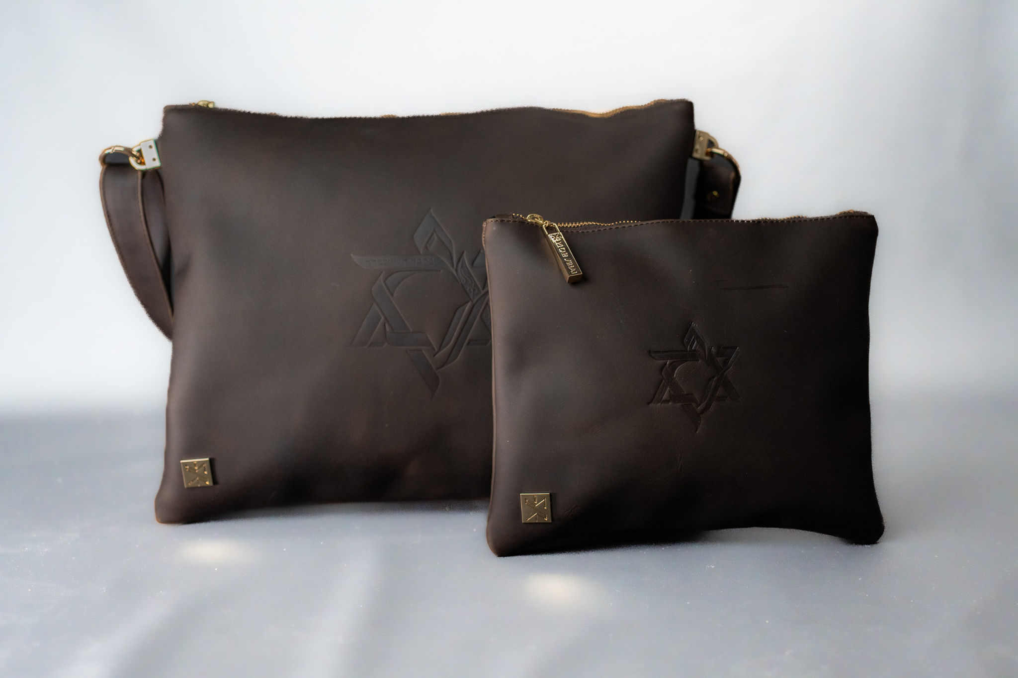 MAGEN DAVID Dark brown matt