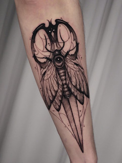 Best blackwork tattoo shop in Toronto