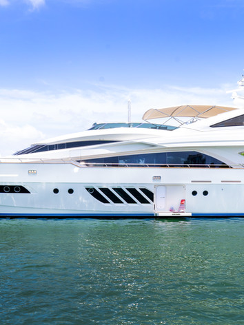 ECJ Luxe Yacht