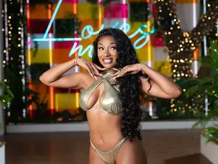 Strategic Timing Meets Cultural Relevance    Let’s be real and let’s be clear: Love Island USA is no ordinary reality show. With its loyal, young, and highly engaged fanbase, it offers unmatched exposure for any brand lucky enough to land placement and we haven’t seen anything like this yet! Megan used her moment wisely, weaving her swimwear launch directly into the episode. It didn’t feel forced at all, it felt fun and aligned with the energy of the show.    Megan proved that true brand power lives at the intersection of exclusivity and accessibility.