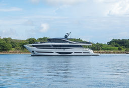 ECJ Luxe Yacht