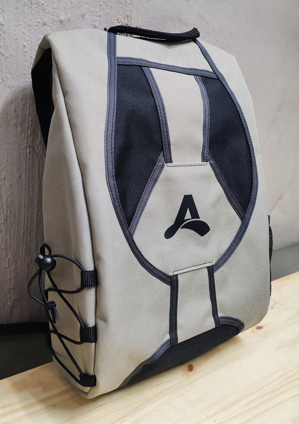 Thumbnail: Rig look-a-like backpack