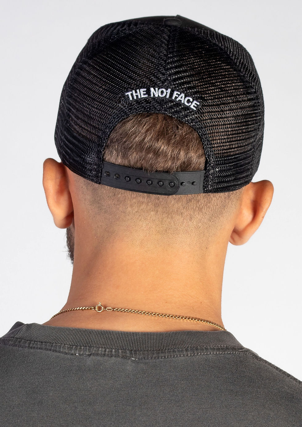 Thumbnail: BLACK & WHITE TRUSTS NO.1 COTTON MESH CAP - KHAKI