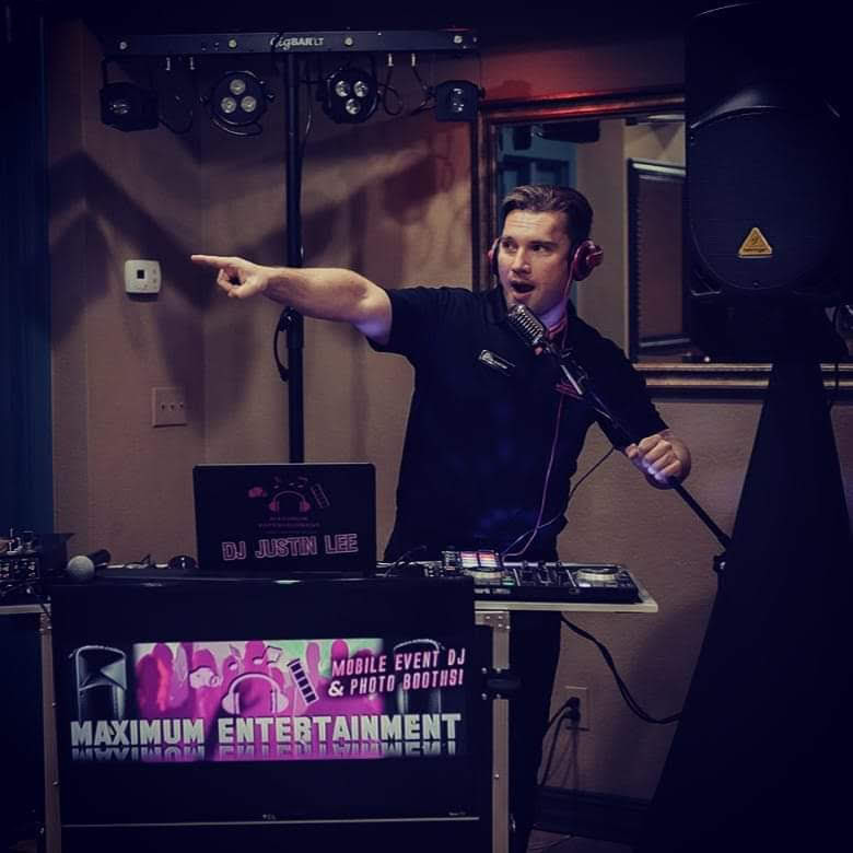 www.MaxDJTulsa.com Tulsa's Best Wedding and Events DJ & Photo Booth Provider