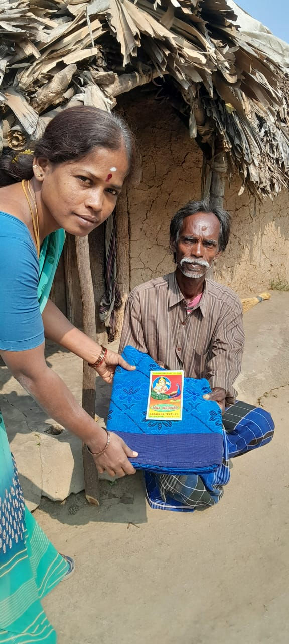Flood Work - Blankets distributed at Mittapettai Village and Kallaru