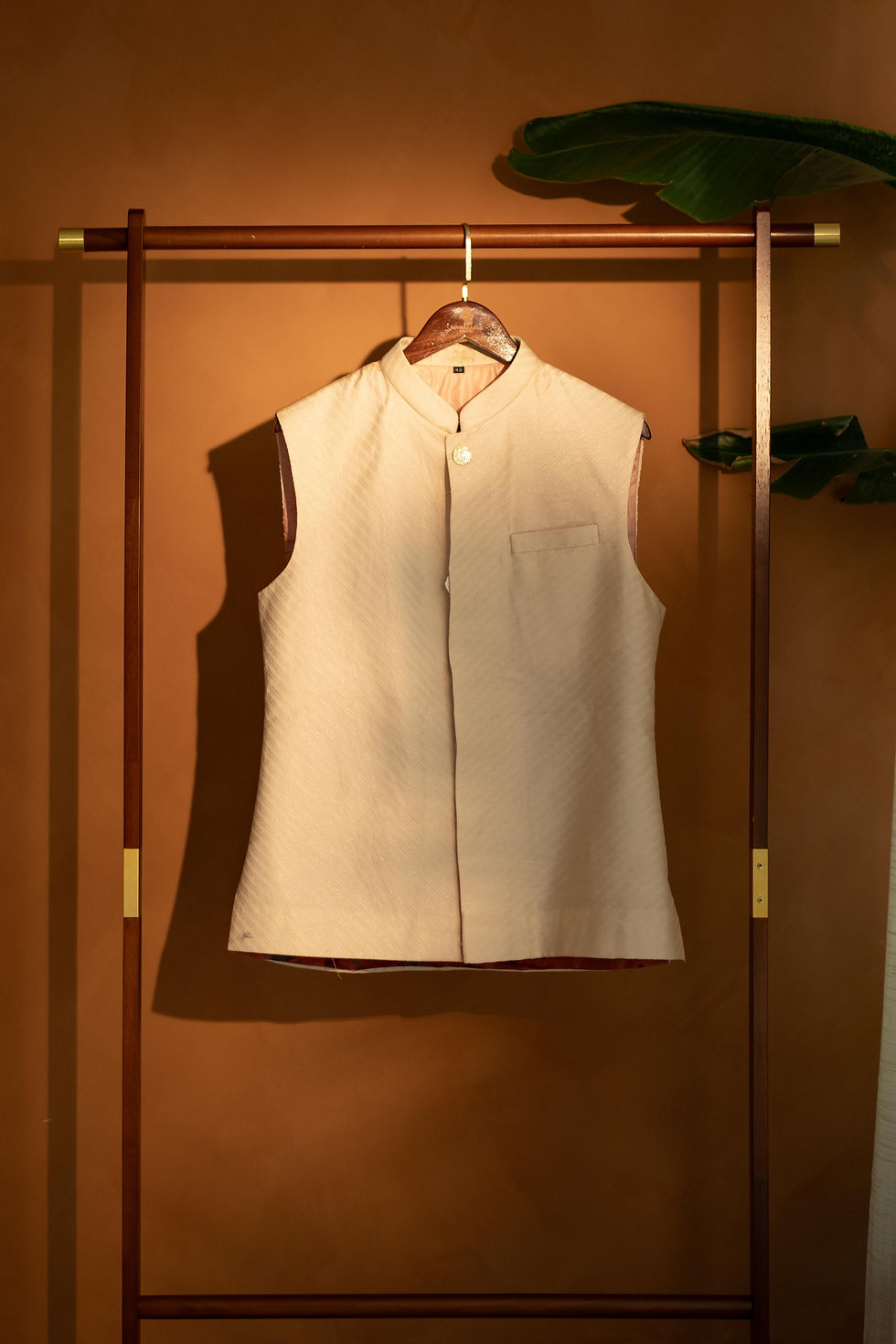 Singarajah-Luxury Pearl Stripe Bundi in elegant ivory for weddings and festive occasions.