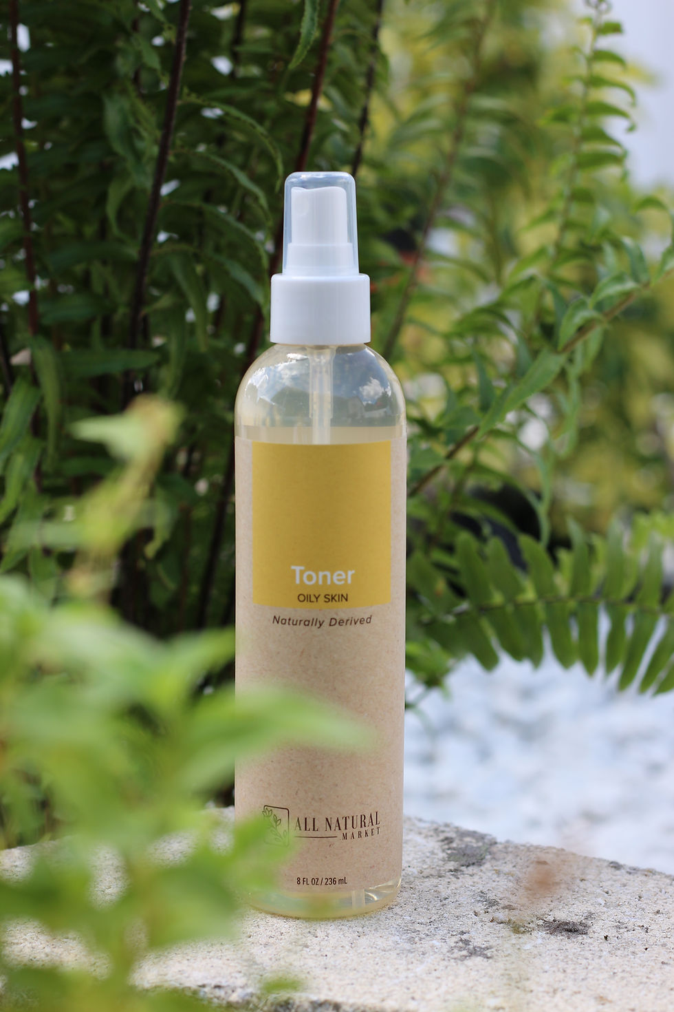Thumbnail: Natural pore-refining toner for oily skin with Witch Hazel, Juniper, and Willow Bark to control shine and tighten pores.