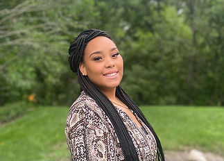 Ashlee+Headshot+.jpeg