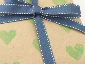 DIY Craft: Print Your Own Wrapping Paper