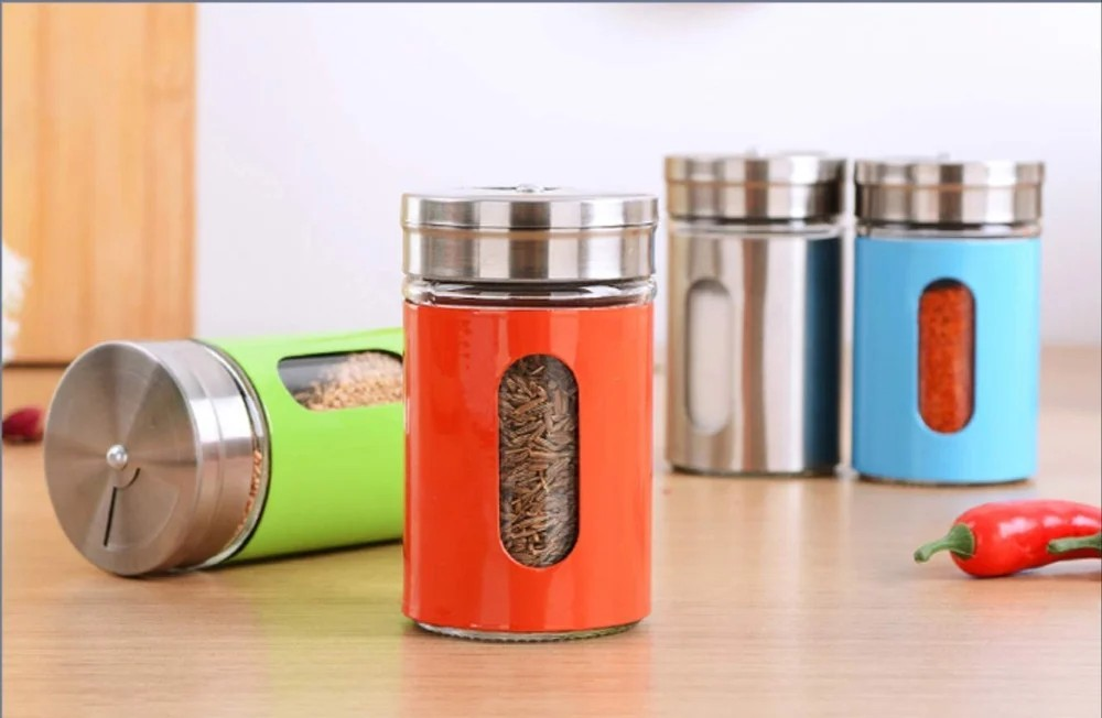 GLASS SALT AND PEPPER JAR (Set of 4)