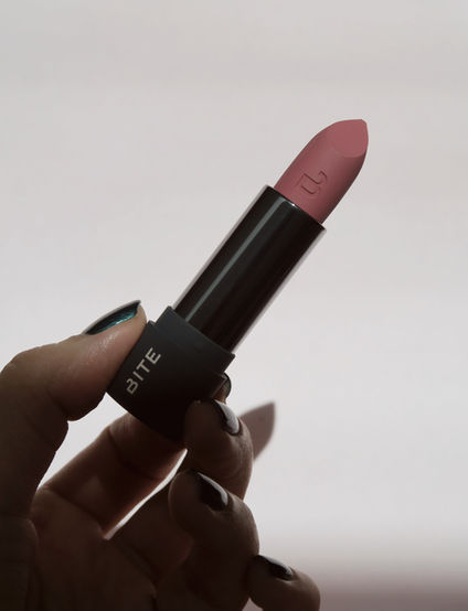 Bite Beauty Power Move Soft Matte Lipstick Review