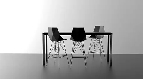 vondom-frame-table-by-ramonesteve-5.jpg.webp