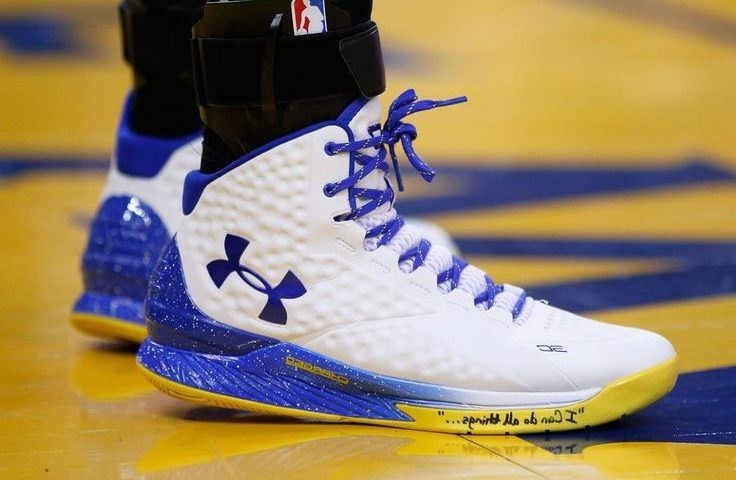 Miniatura: UNDER ARMOUR