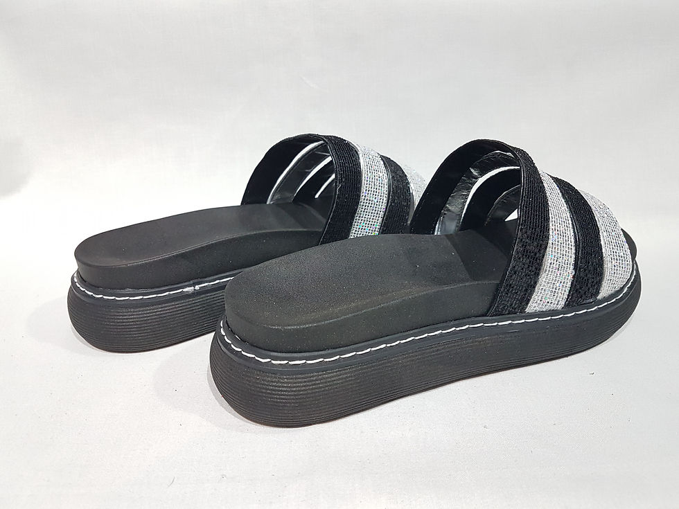 Miniatura: Sandalias con plataforma y cintas brillantes