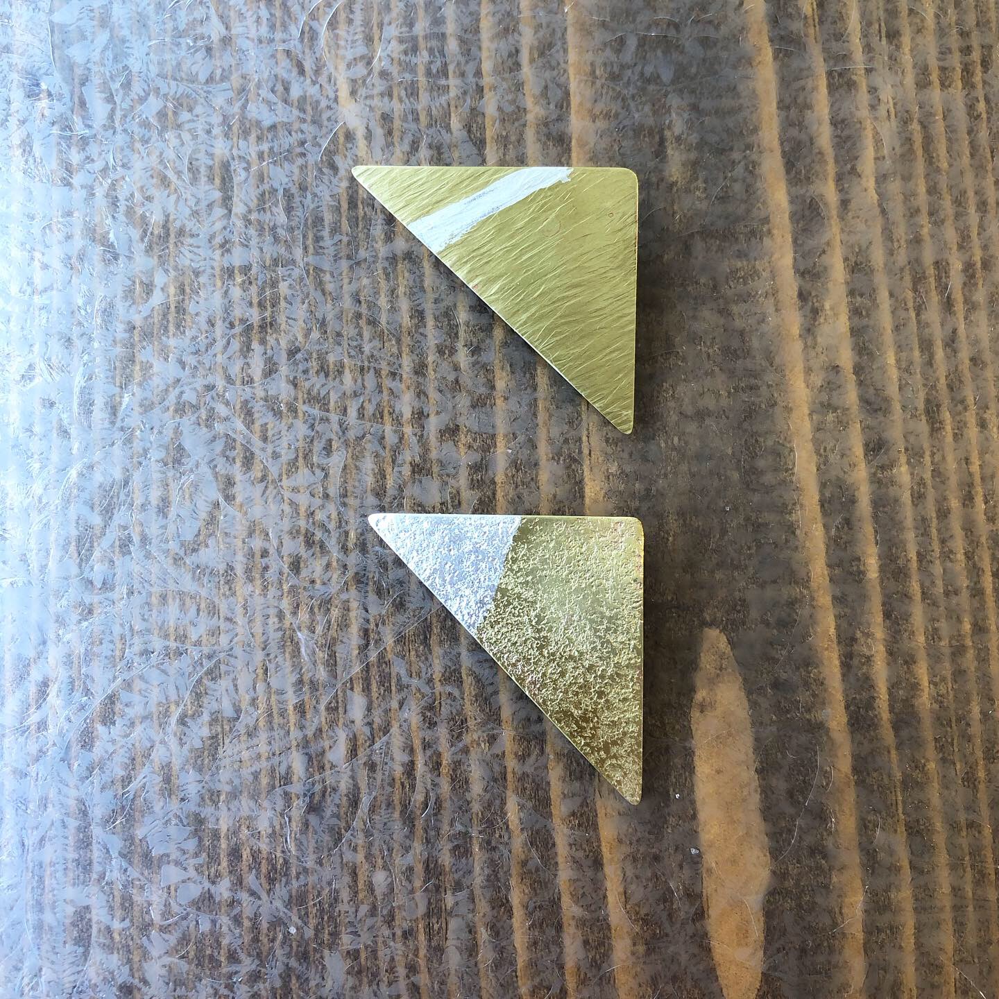 kika ブローチ