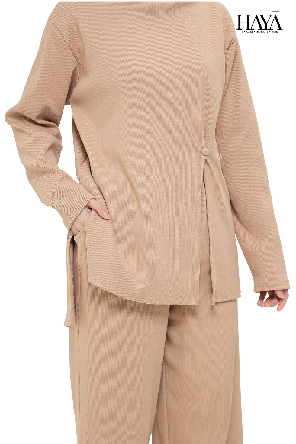 Thumbnail: TurtleNeck Knit Set