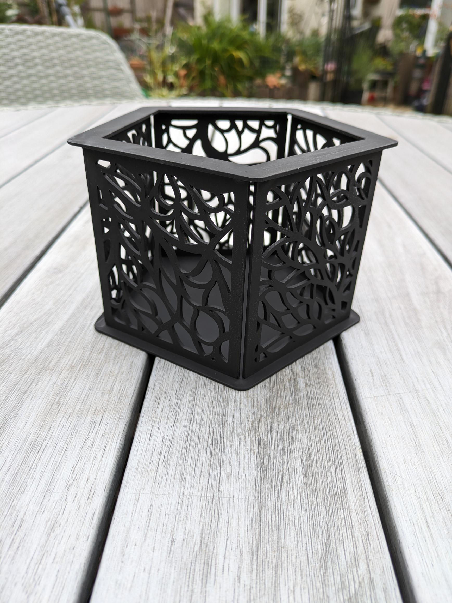 Patterned candle holder