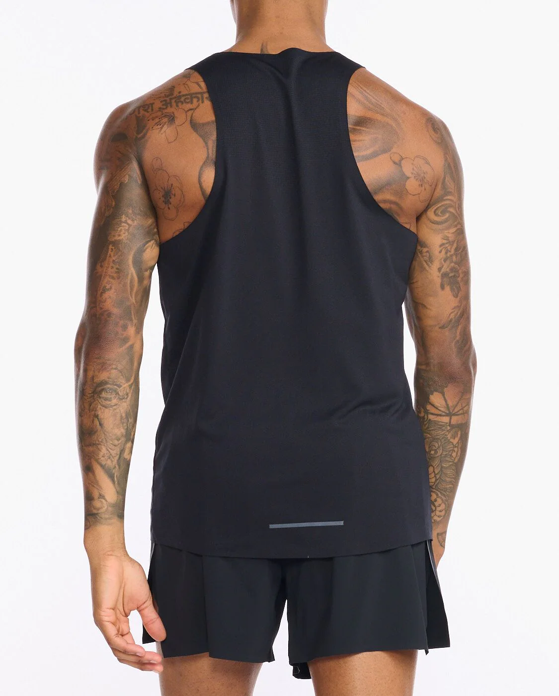 2XU Men's Light Speed Tech Singlet Bitumen 2 Bush