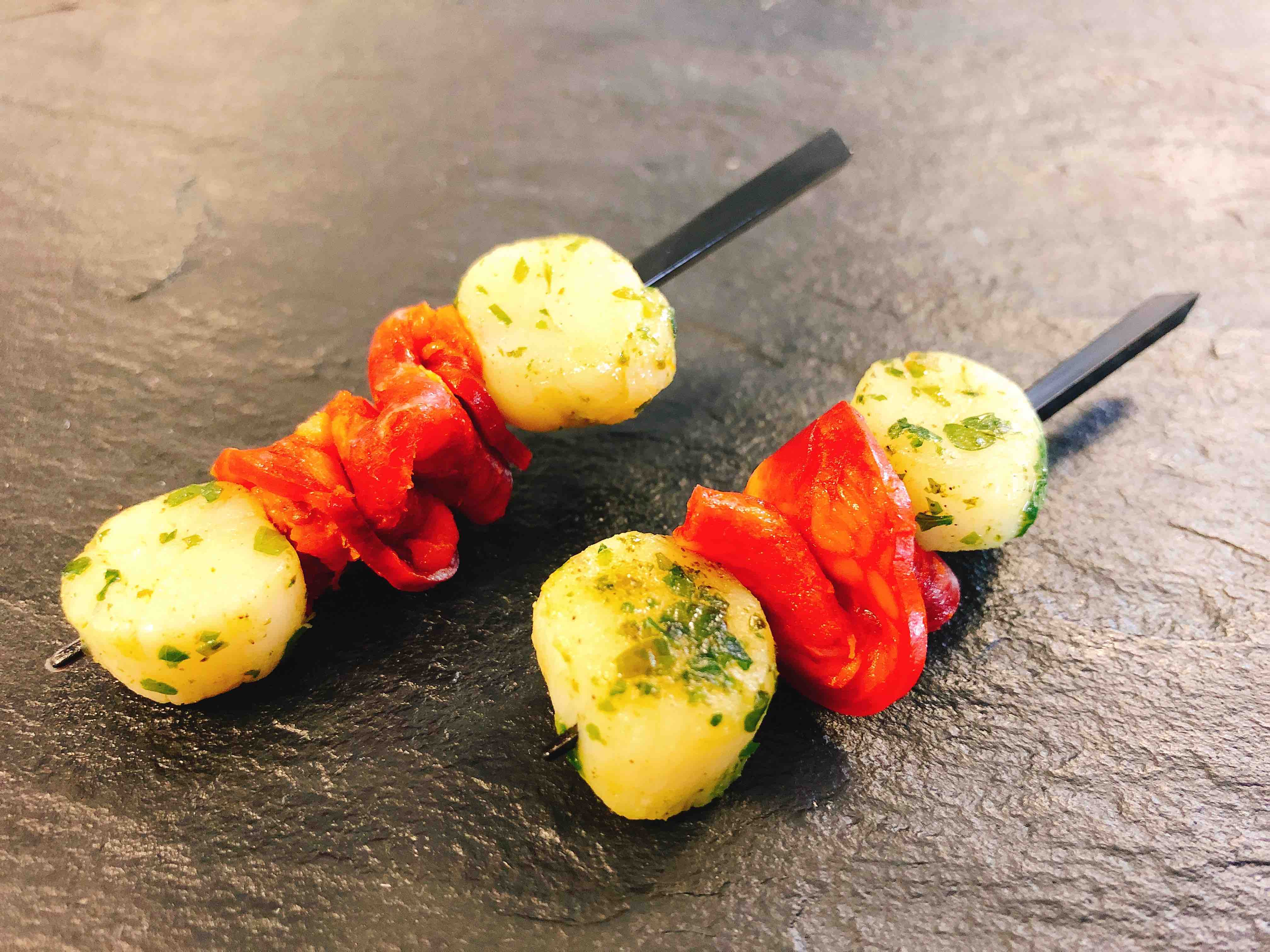 Brochette De Gambas Et Saint-jacques Sauce Whisky