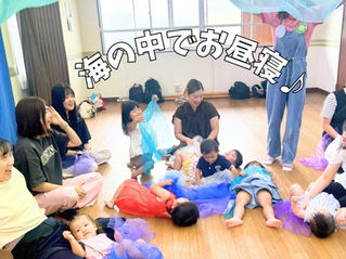 海の中でお昼寝💤
