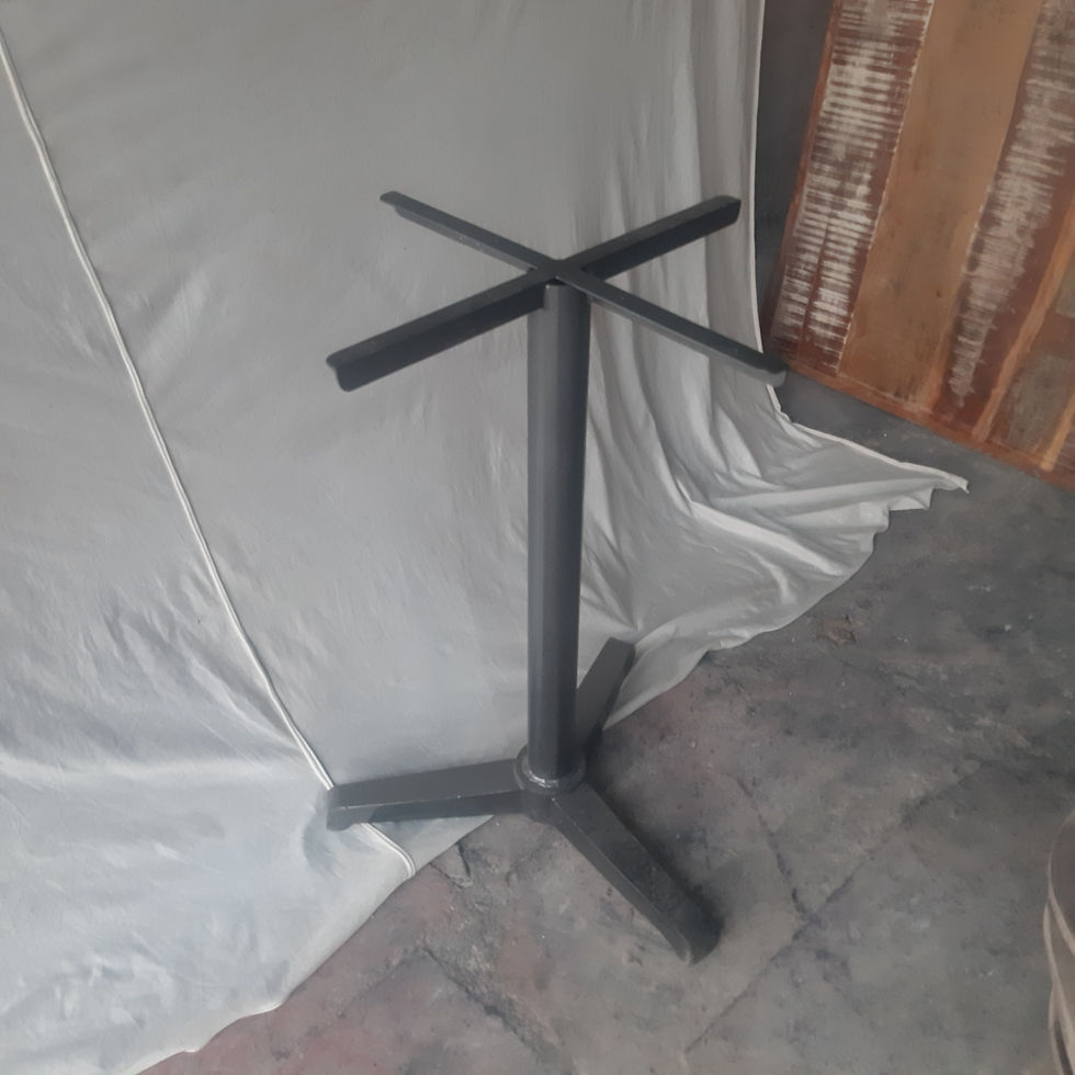 Cast_pipe_table_base