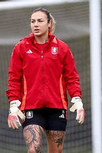 🟥 1 Nov 2025, Villa 0-2 Liverpool, Anfield IG2.jpg