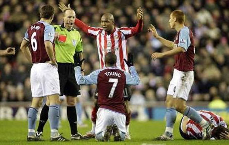 Ashley Young sees red at the Stadium of Light, 17 January 2009