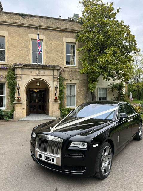 Black Rolls-Royce wedding car
