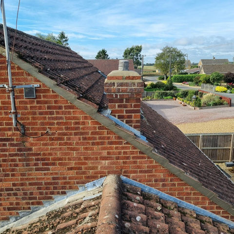 Roof repairs on tiled roof