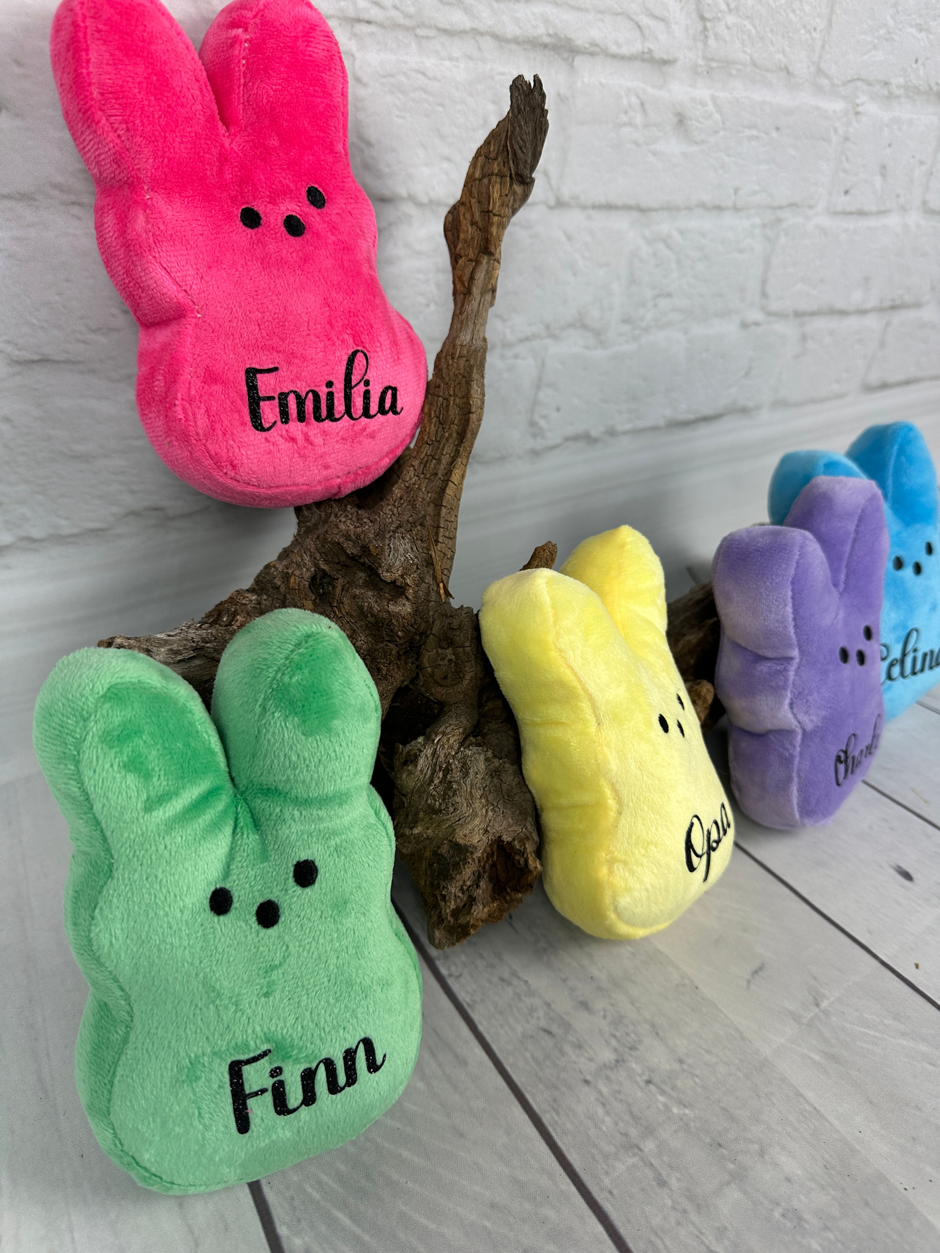 Personalisierter Osterhase Plüschtier - kleines Geschenk zu Ostern -