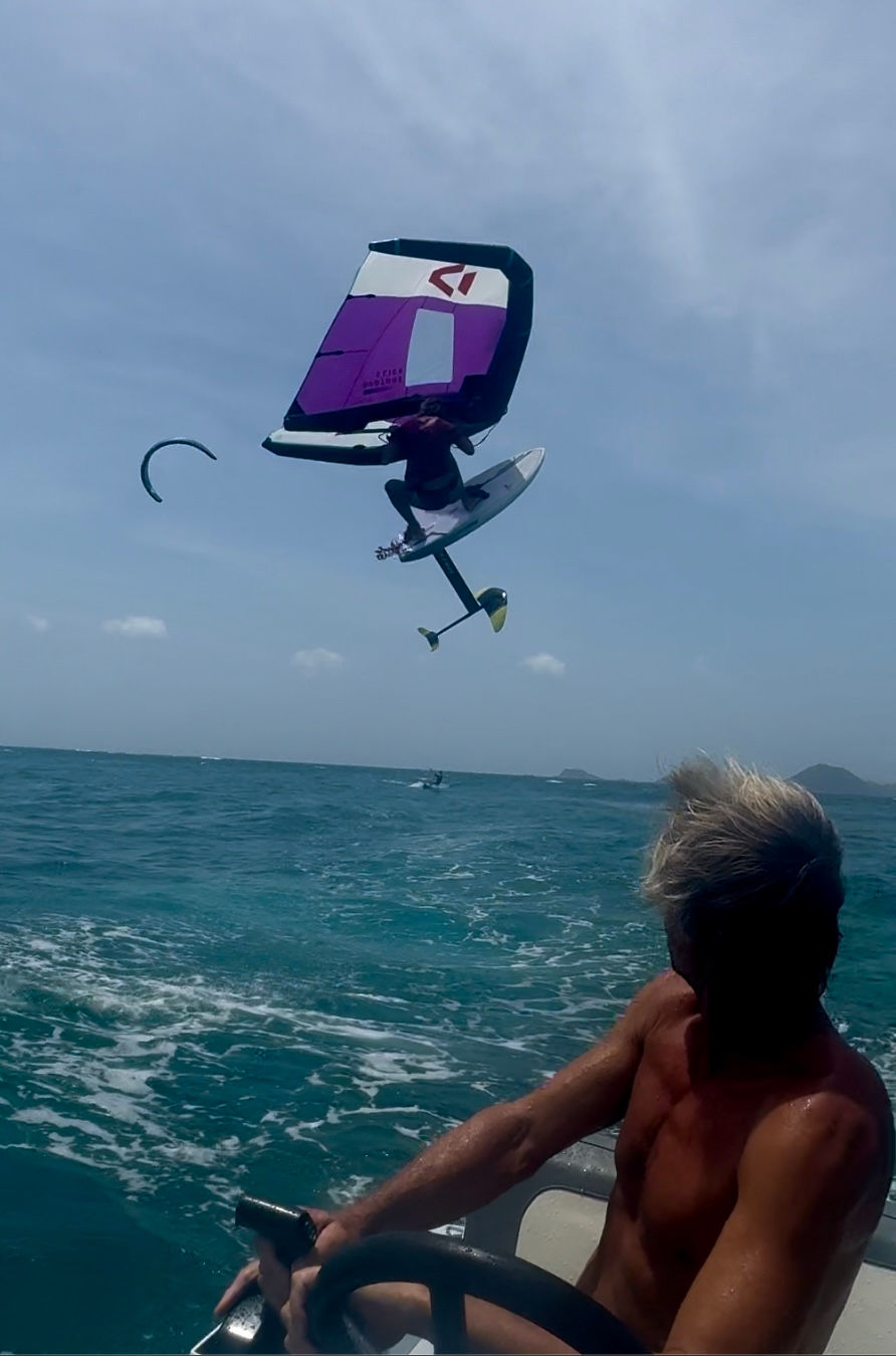 Draussen bei den Wellen in den Tobago Cays