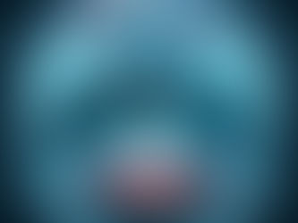 Uma imagem ilustrativa de uma esfera digital sobreposta a uma cidade iluminada, representando segurança cibernética. A esfera contém camadas concêntricas com texto em português, incluindo "segurança de dados", "cibernética", "busca de informações", "vigilância e inteligência", "seleção de alvos específico", "vigilância pré-ataque", "ação no objetivo" e "fuga, evasão e exploração", destacando etapas de um processo de cibersegurança.