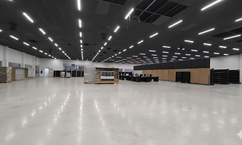 - Localização: Anexo a supermercado
-Diferenciais: amplo estacionamento compartilhado.
- Infraestrutura: 1.017 m² de área útil, pé-direito de 4m e segurança 24h.
- Ideal para: Academias, varejo e centros de serviços.

Para mais informações, entre em contato com nossa equipe