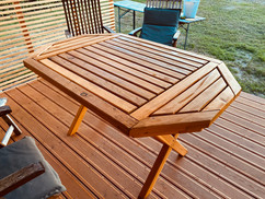 Gartentisch