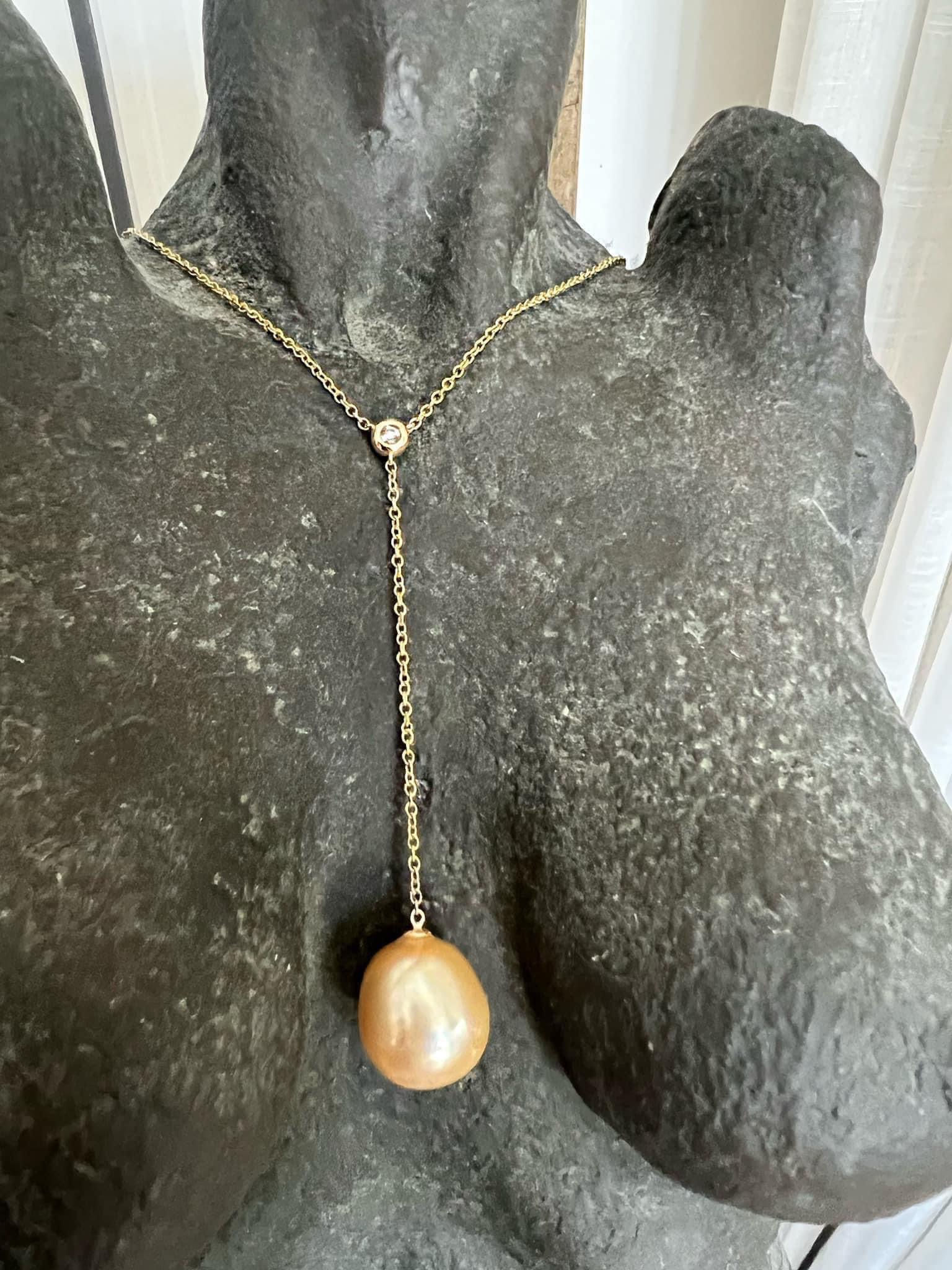 14ct Yellow Gold Diamond & Golden South Sea Pearl Necklace