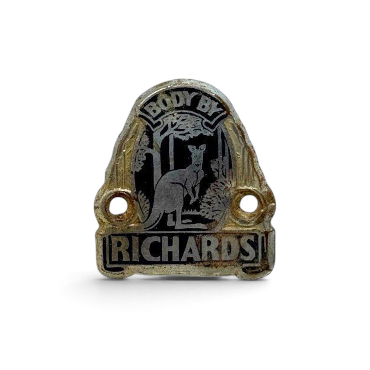 Rare T.J RICHARDS Australiana dodge / Chrysler Body Builders Car Badge Kangaroo